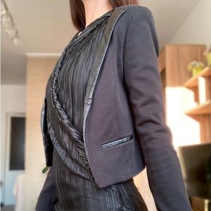 Cropped jacket blazer